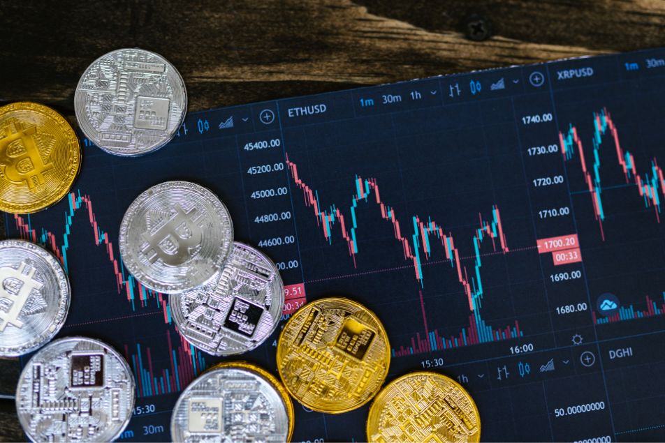 Top Cryptocurrencies to Consider Investing